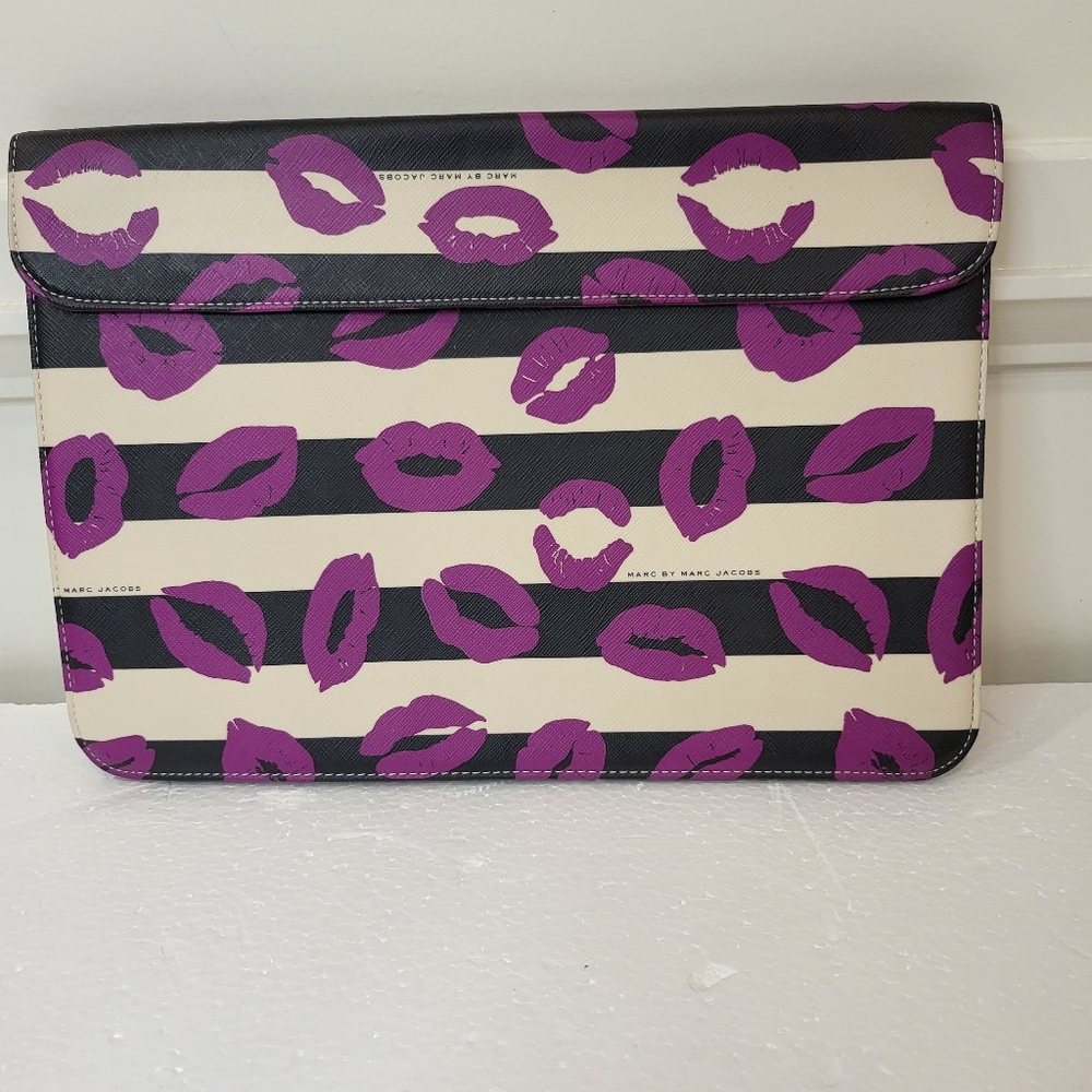 Marc by Marc Jacobs🥳🥳2X HOST PICK🥳🥳 tablet case